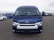 TOYOTA HIACE COMMUTER